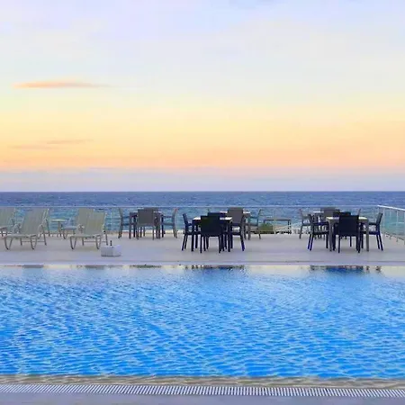 Hotel Sunport Hotel Seafront Rooms ! Kyrenia (Northern Cyprus)