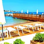 Sunport Boutique Hotel & Restaurant Beachfront Rooms ! Kyrenia (Northern Cyprus)