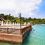 Hotel Sunport Boutique Hotel & Restaurant Beachfront Rooms ! Kyrenia (Northern Cyprus)