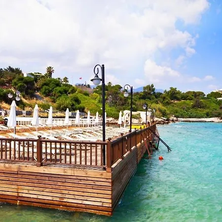 Hotel Beachfront Sunport Boutique Hotel & Restaurant Kyrenia (Northern Cyprus)