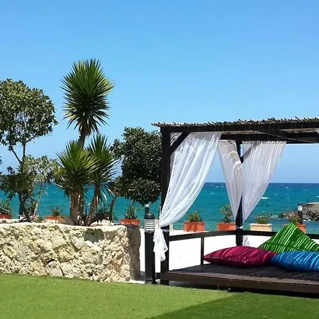 Beachfront Sunport Boutique Hotel & Restaurant Kyrenia (Northern Cyprus)