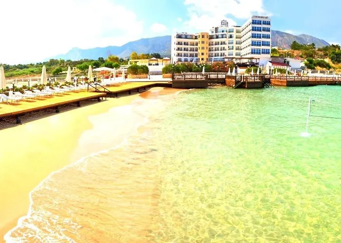 Sunport Boutique Hotel Beachfront Rooms ! Szálloda