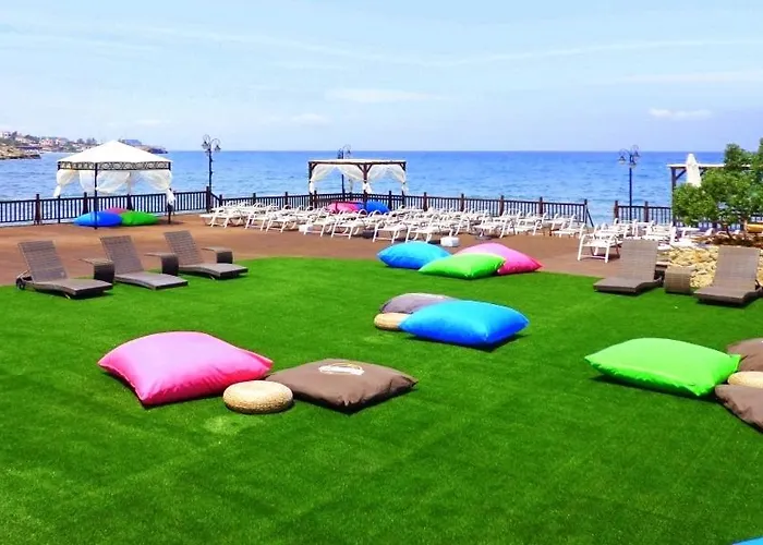 Sunport Boutique Hotel Beachfront Rooms ! Szálloda