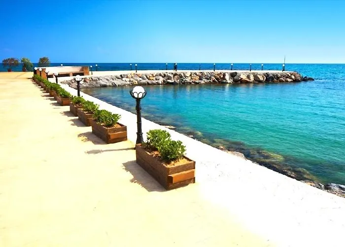 Sunport Boutique Hotel Beachfront Rooms ! Szálloda