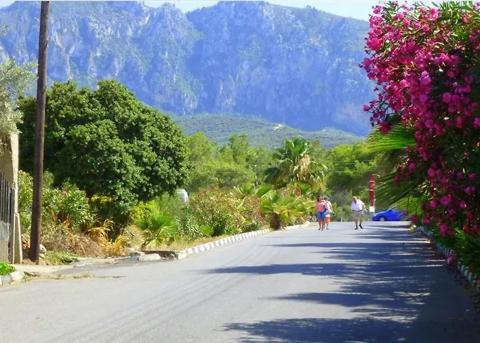 Sunport Boutique Hotel Beachfront Rooms !