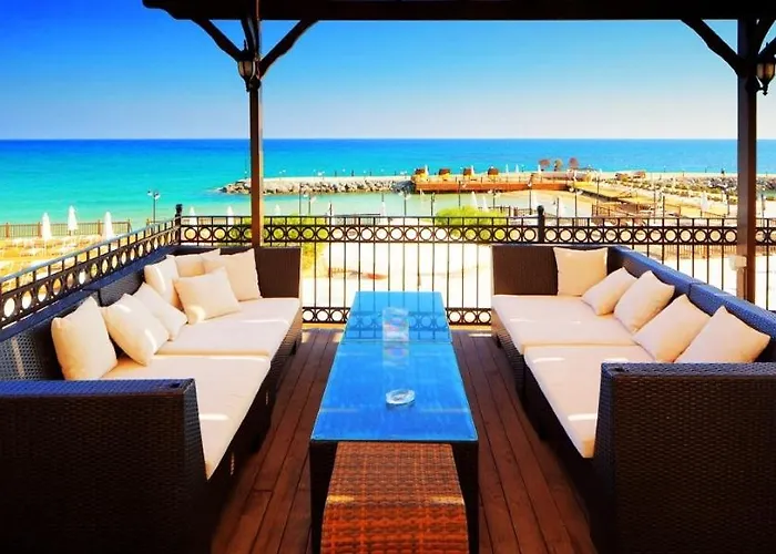 Sunport Boutique Hotel Beachfront Rooms ! 3*