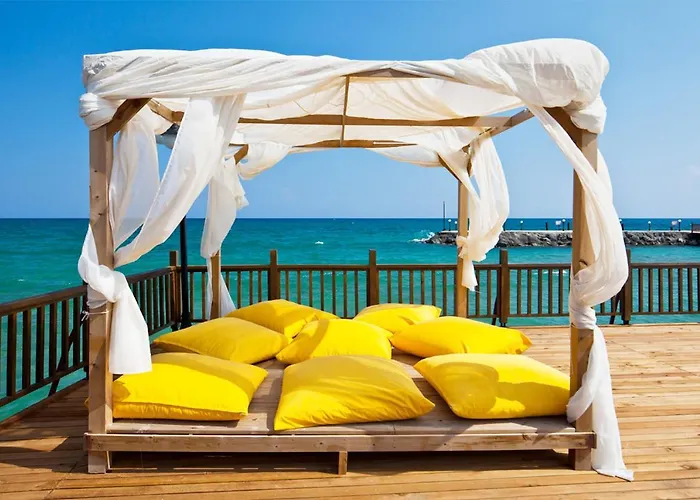 Hotel Sunport Hotel Seafront Rooms !